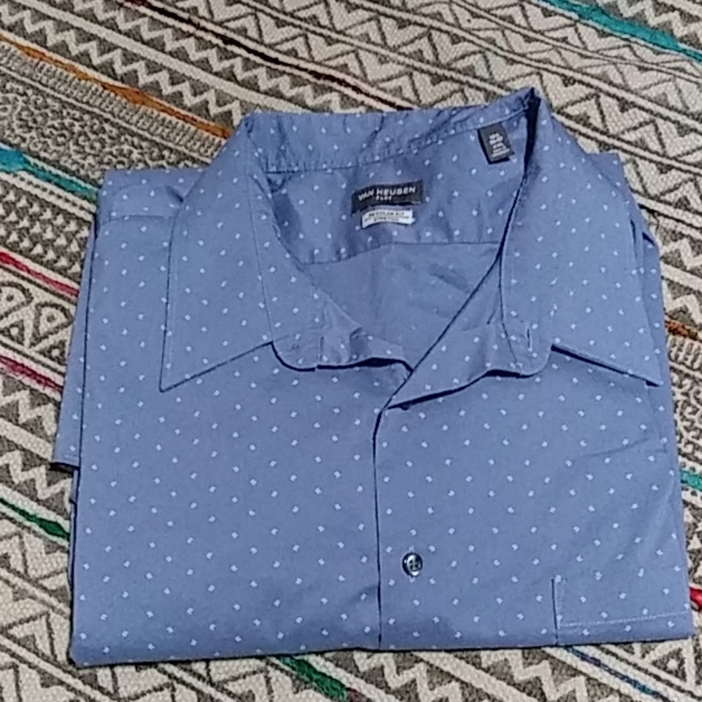 Van Heusen casual button down shirt